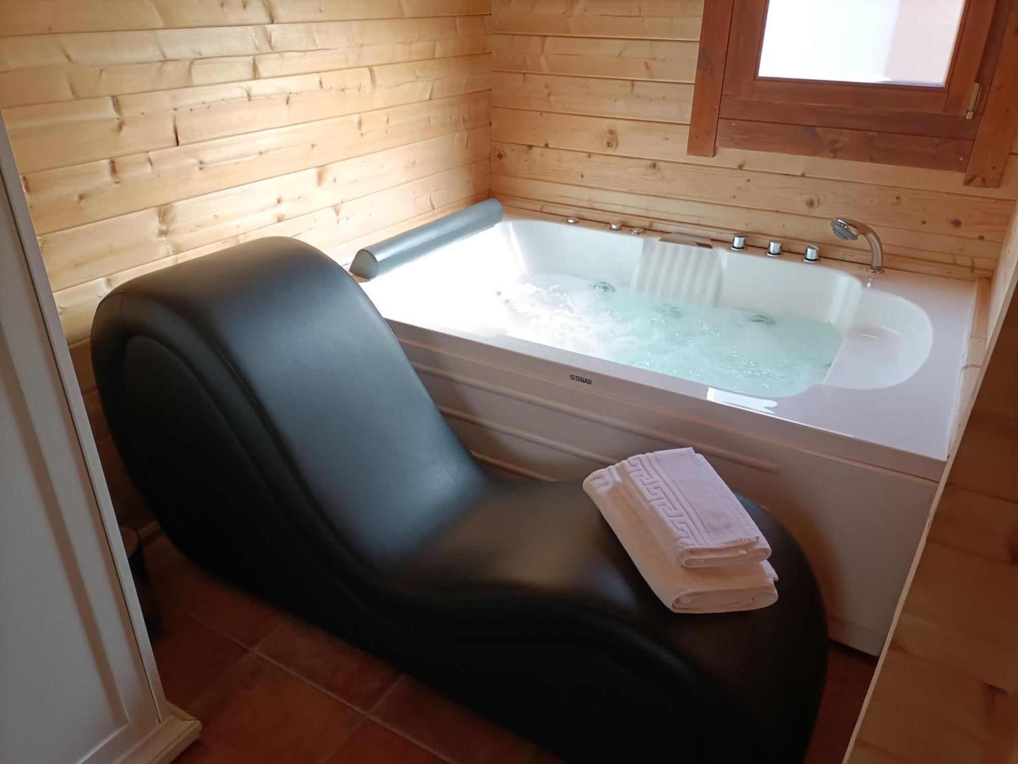 La Dehesilla De Toledo Escapada Romantica Jacuzzi Sillon Tantrico Cobisa Extérieur photo