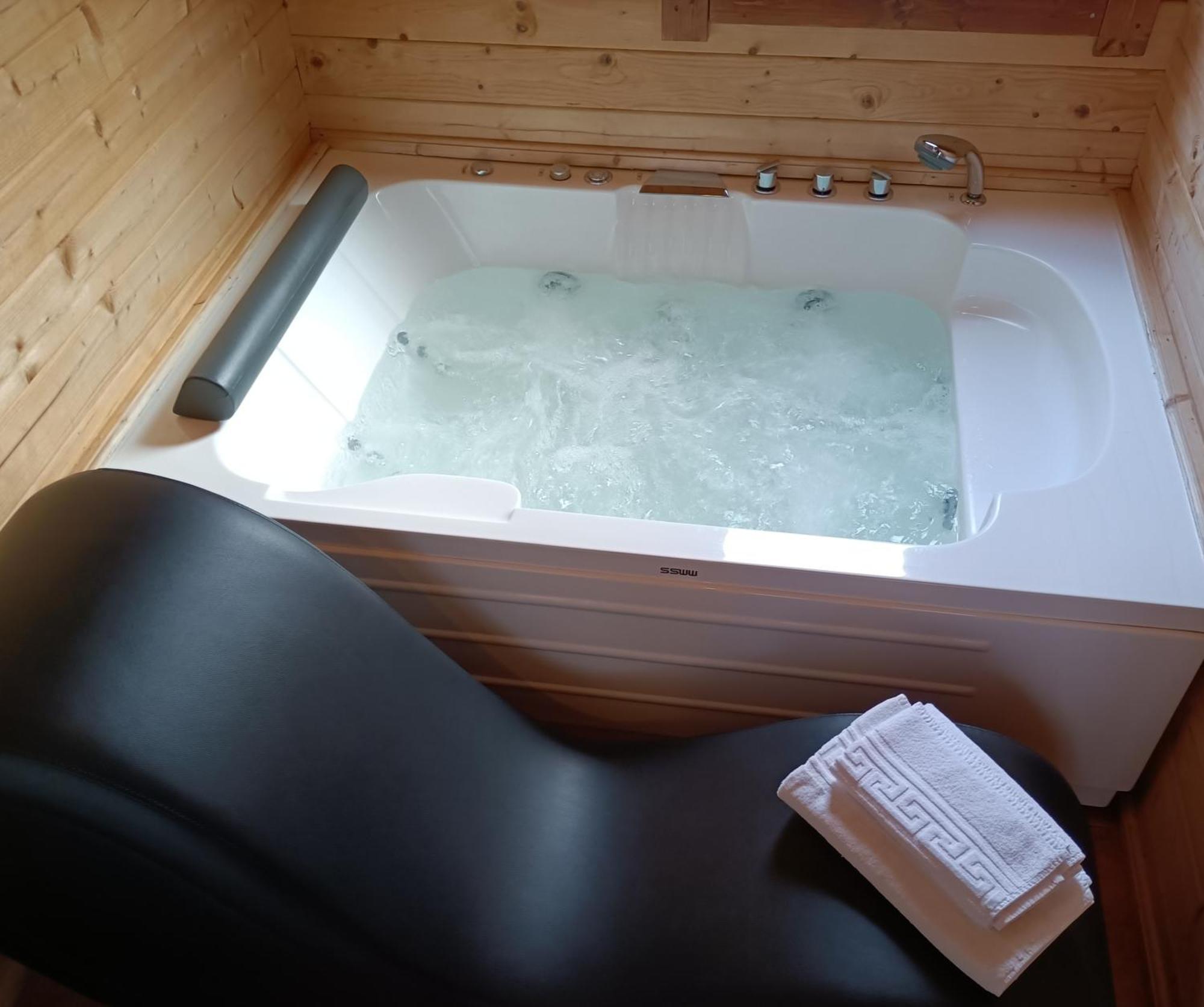 La Dehesilla De Toledo Escapada Romantica Jacuzzi Sillon Tantrico Cobisa Extérieur photo