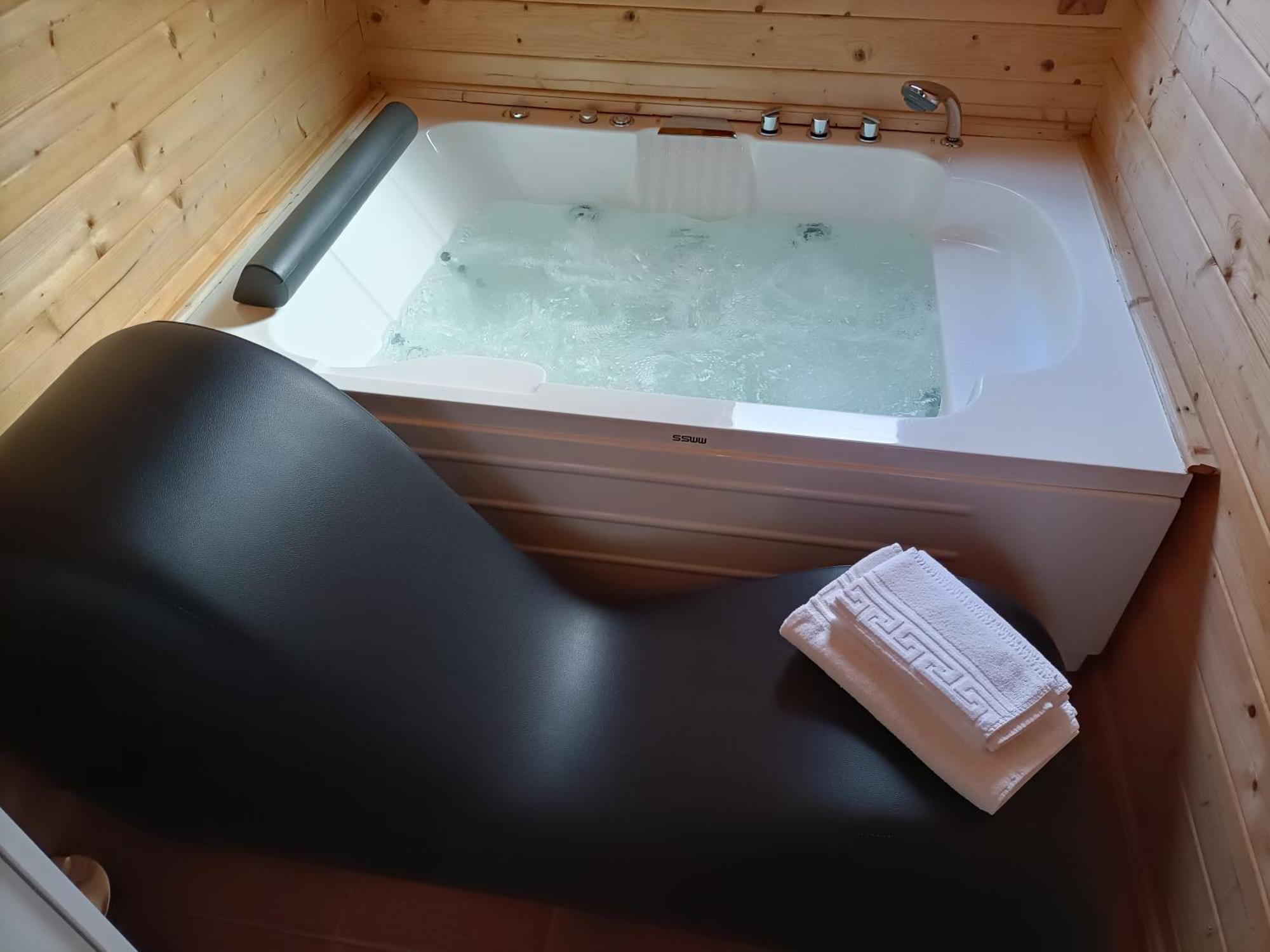La Dehesilla De Toledo Escapada Romantica Jacuzzi Sillon Tantrico Cobisa Extérieur photo